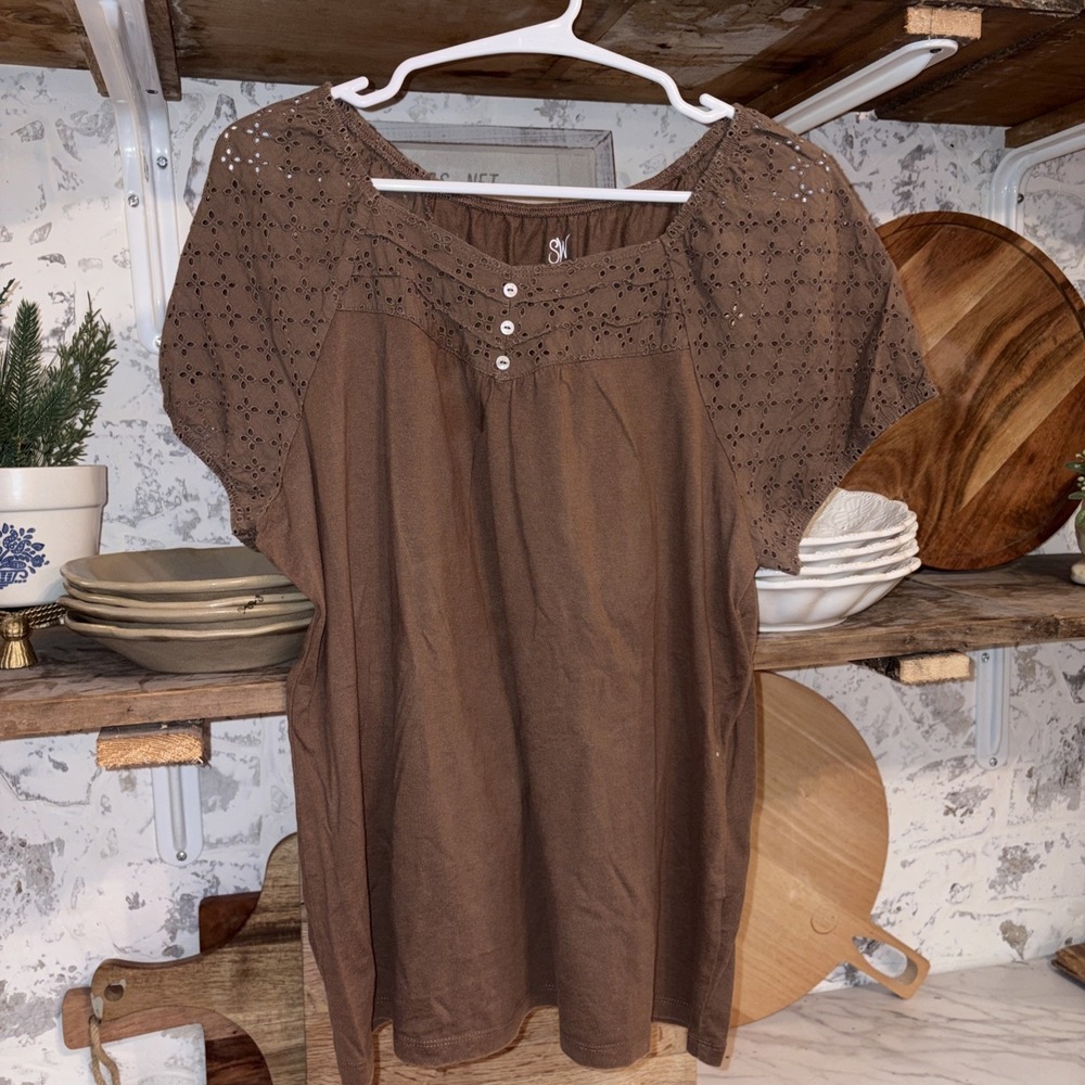 100% Cotton Woman's Eyelet Romantic Chocolate Brown T Shirt Cottagecore Size XL